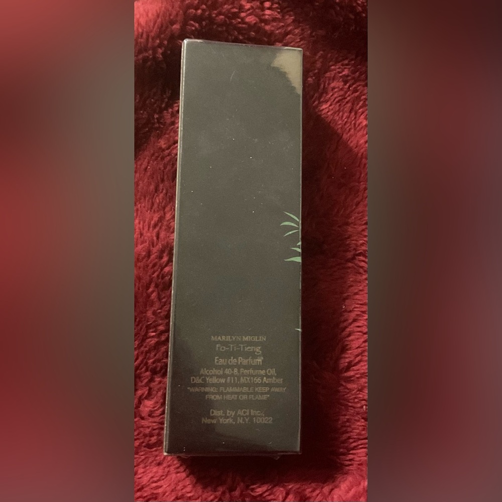 Marilyn Miglin Fo-Ti-Tieng Eau de Parfum - Picture 2 of 3